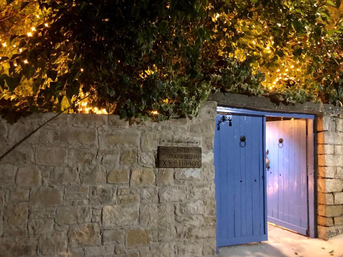 Гостьовий будинок Cecilias Courtyard Malia Екстер'єр фото