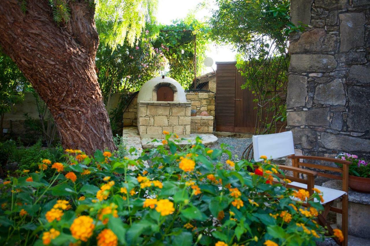 Гостьовий будинок Cecilias Courtyard Malia Екстер'єр фото