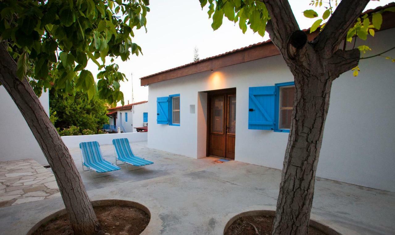 Гостьовий будинок Cecilias Courtyard Malia Екстер'єр фото