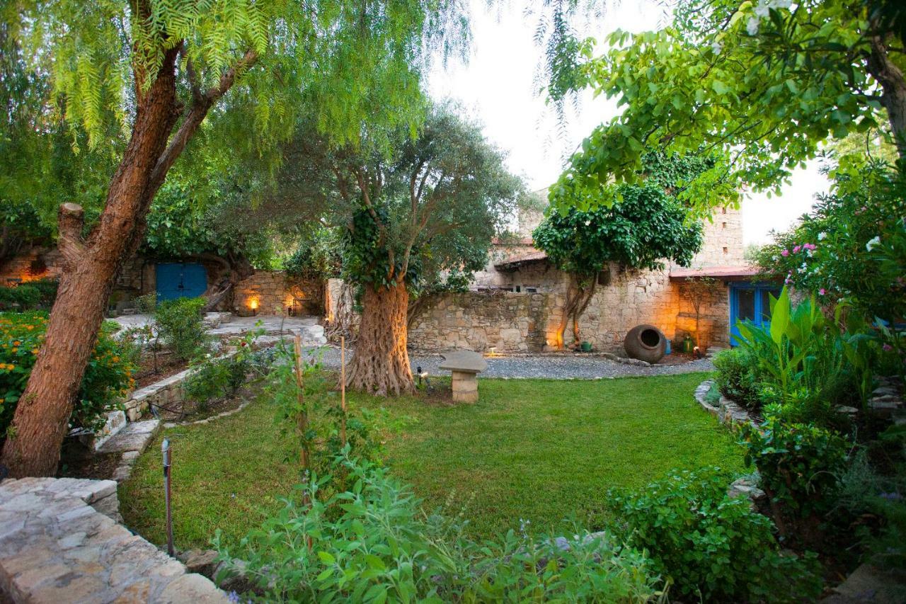 Гостьовий будинок Cecilias Courtyard Malia Екстер'єр фото